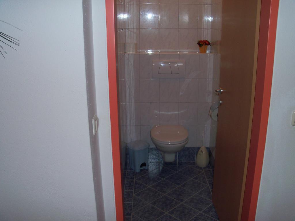 Haus Mary Apartman Russbach am Pass Gschütt Kültér fotó