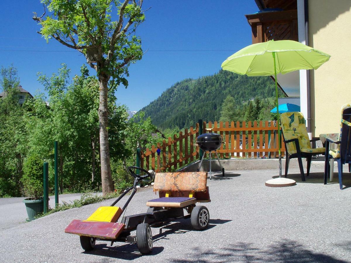 Haus Mary Apartman Russbach am Pass Gschütt Kültér fotó